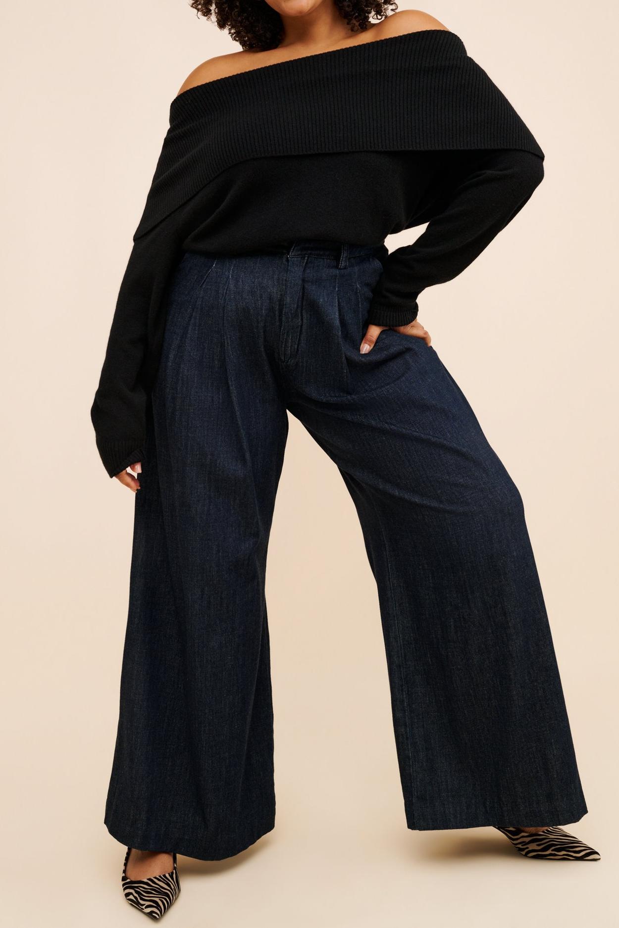 Relaxed Roll-Neck Sweater