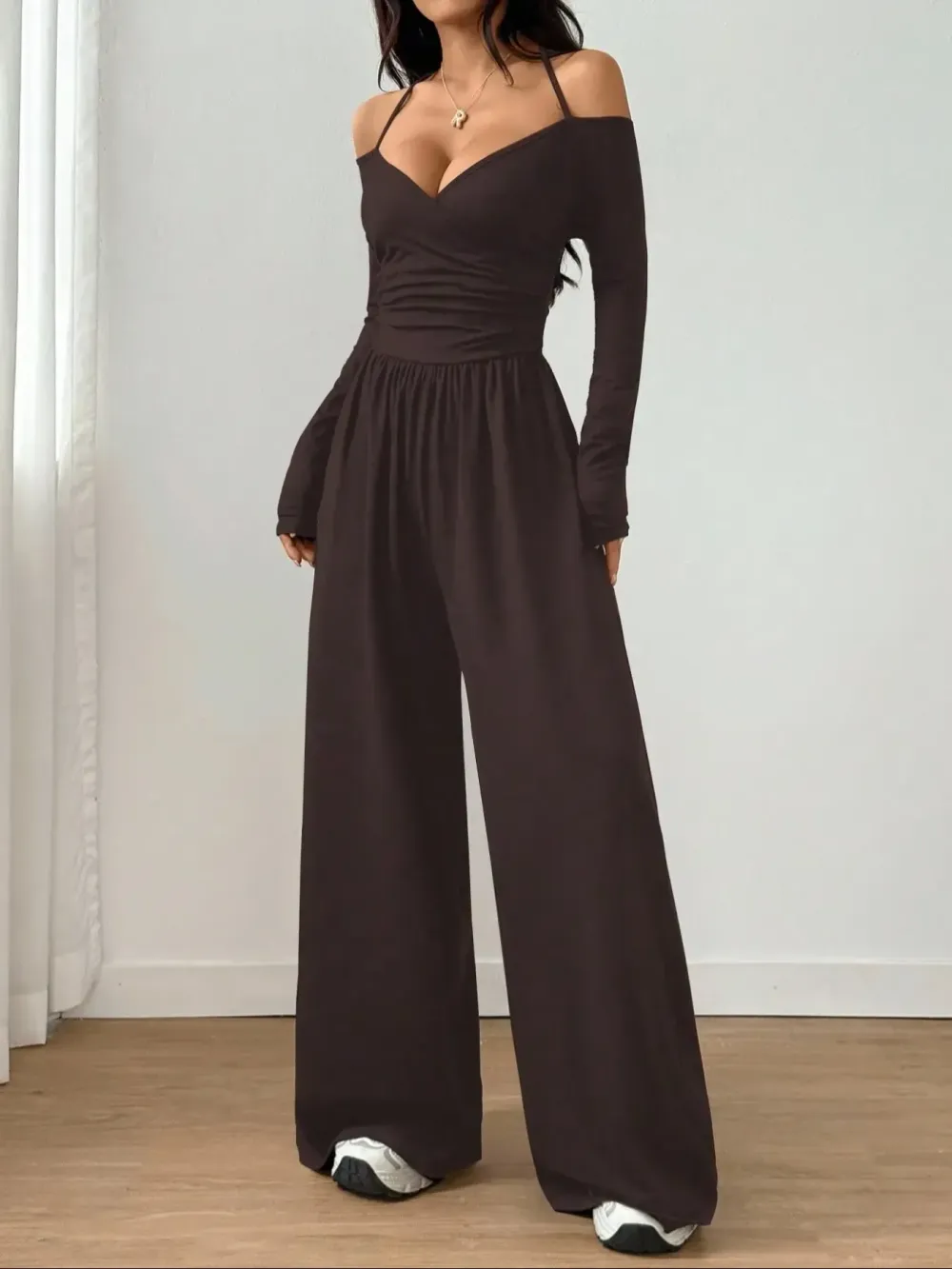 Women's Casual Solid Color Ruched Wide Leg Jumpsuit with Halter-Neck, Stylish and Comfortable Jumpsuit for Daily Wear