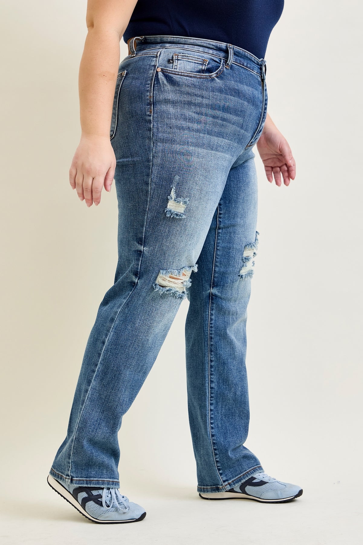 Brett Distressed Dad Jeans - PLUS