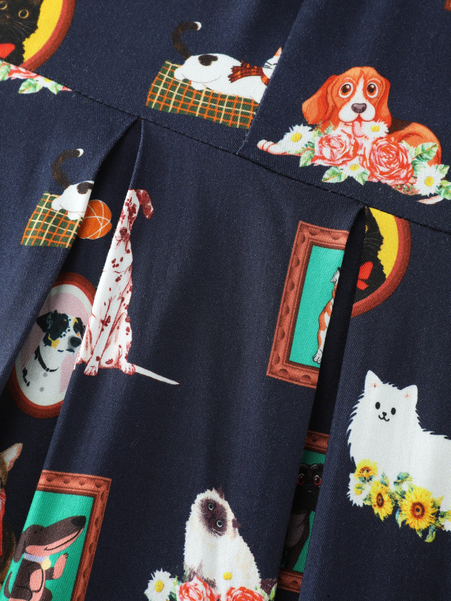 Pet Print Shirred Stretchy Back Midi Dress