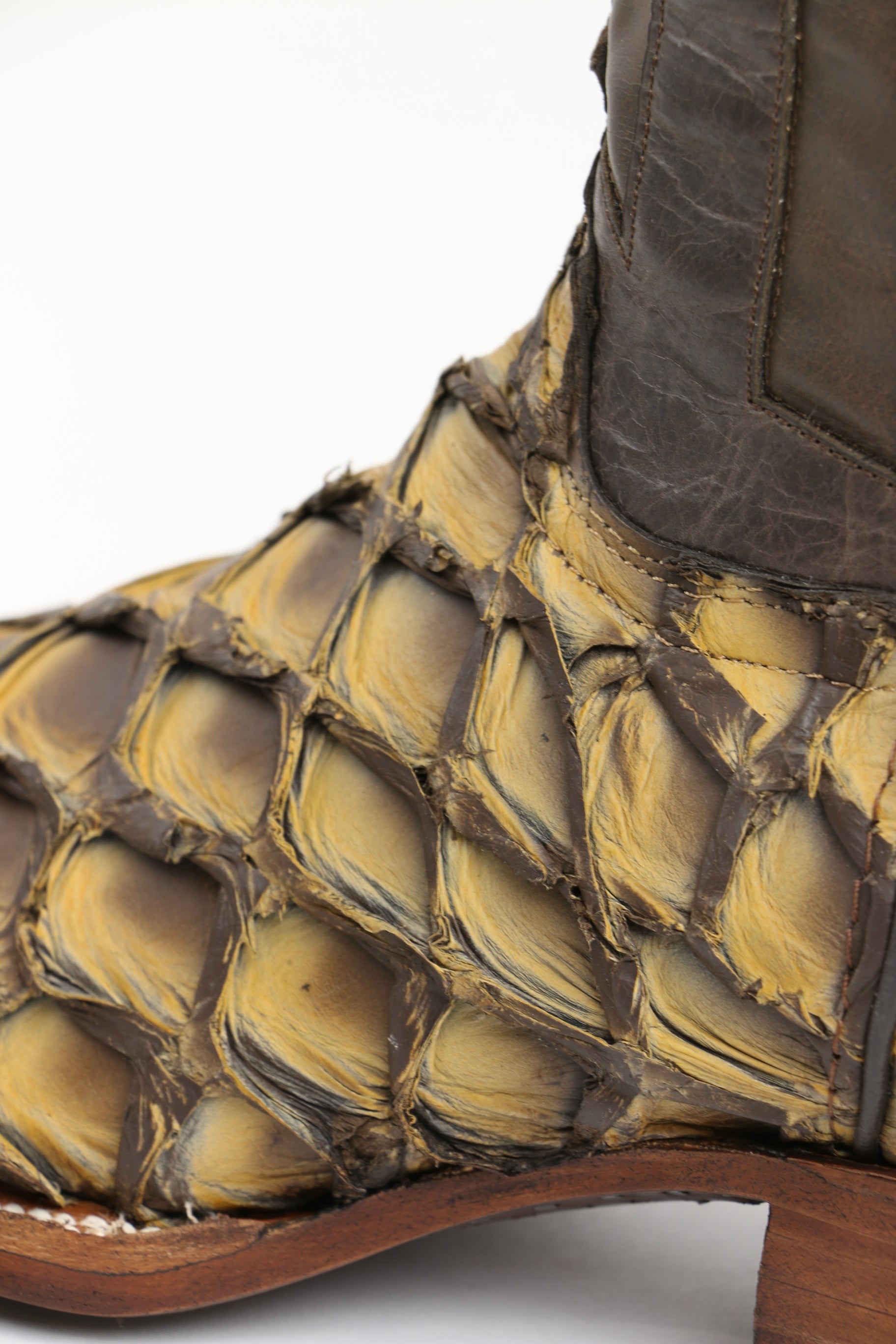 Chero's Premium Exotic Pirarucu Toasted Mocha Clearance Sale 70%OFF