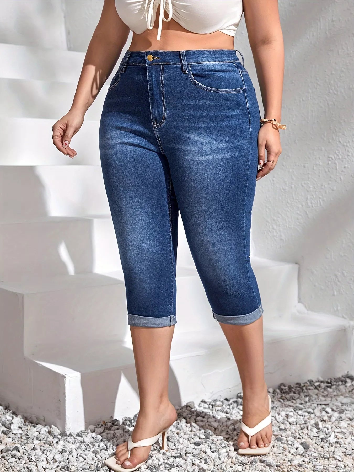 Plus Size Rolled Hem High Waist Denim Capri Jeans