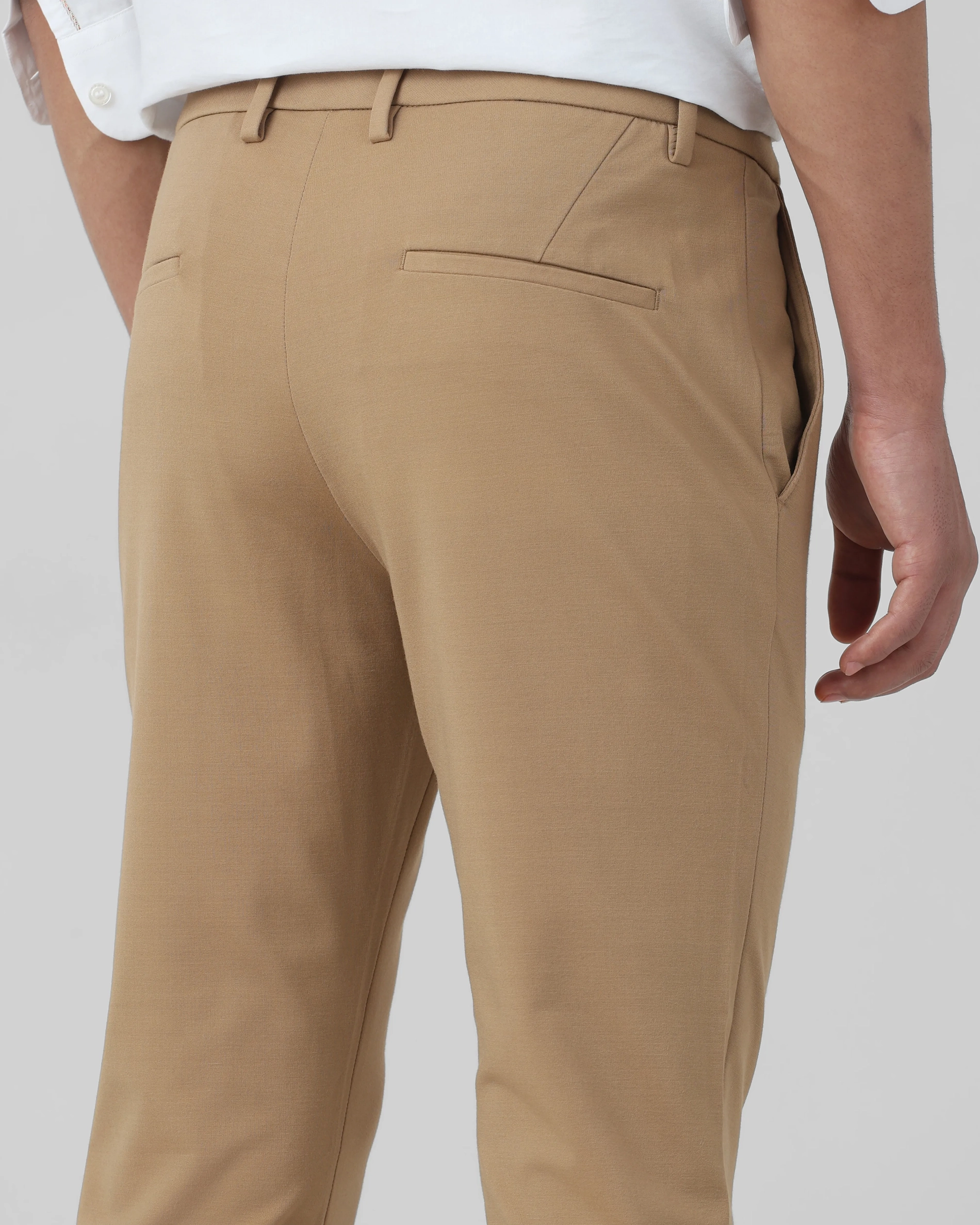 Classic Daily Slim-Fit Straight-Leg Khaki Trousers