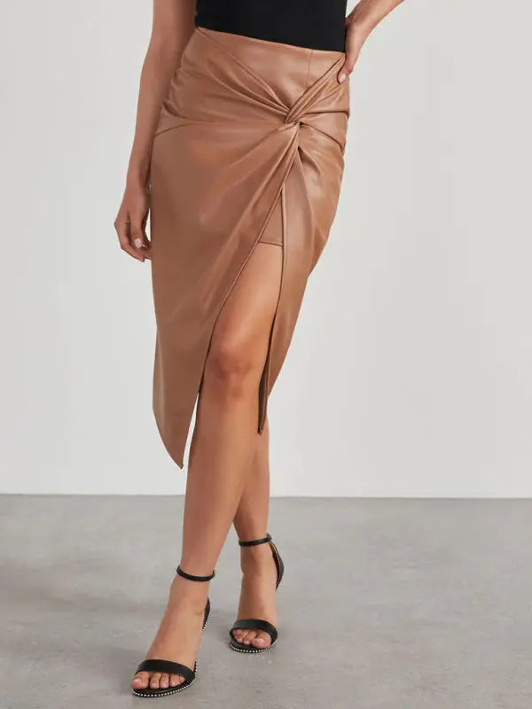Solid Color Slit Mid-Length Butt-Covering Leather Skirt