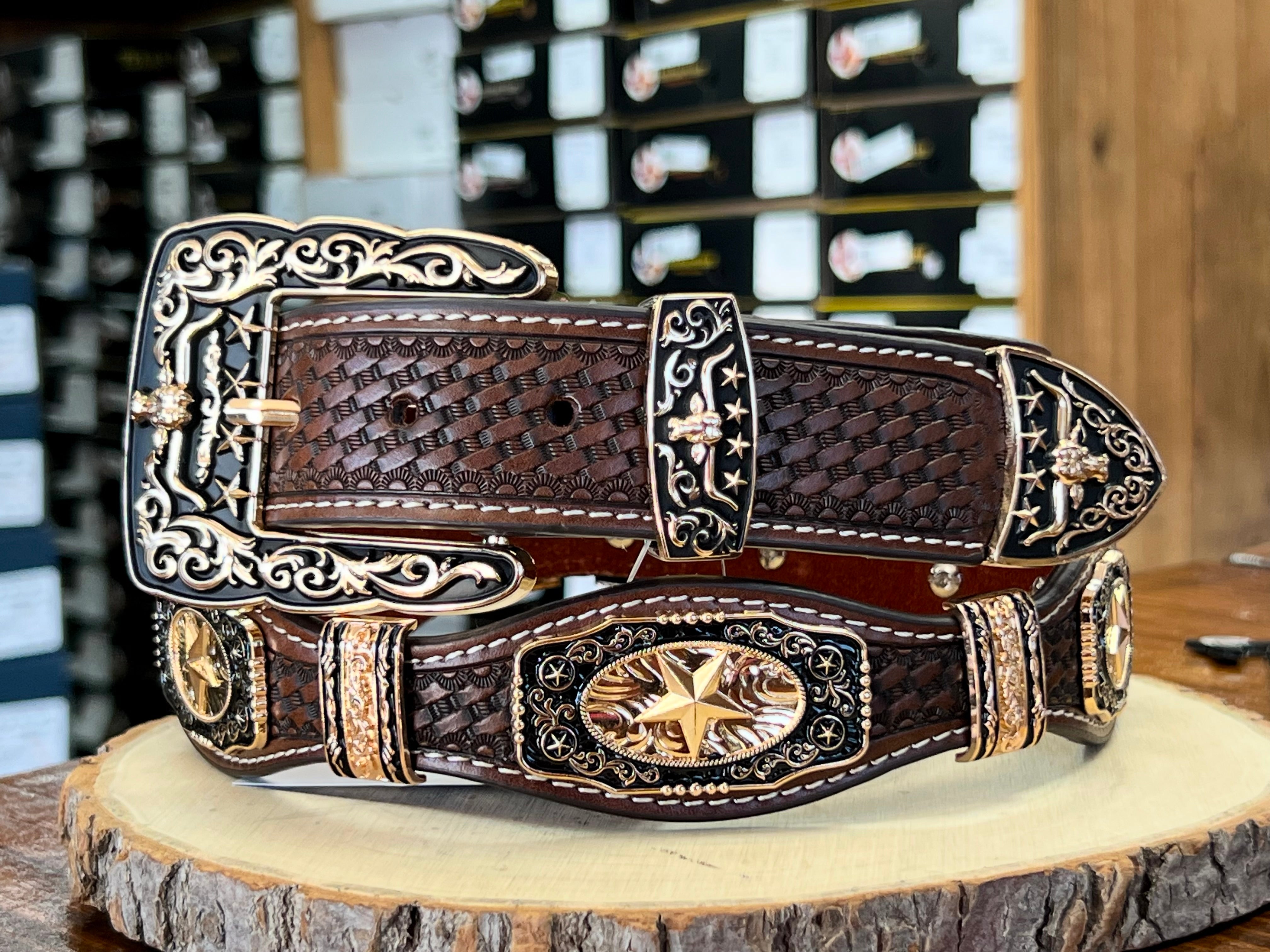 Men’s Brown Leather Belt With Star Concho