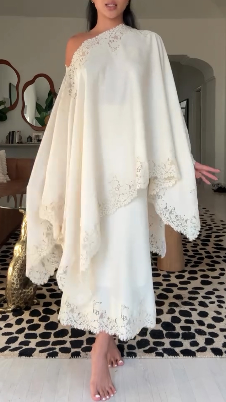 Womens Round Neck Irregular Lace Elegant Temperament Set