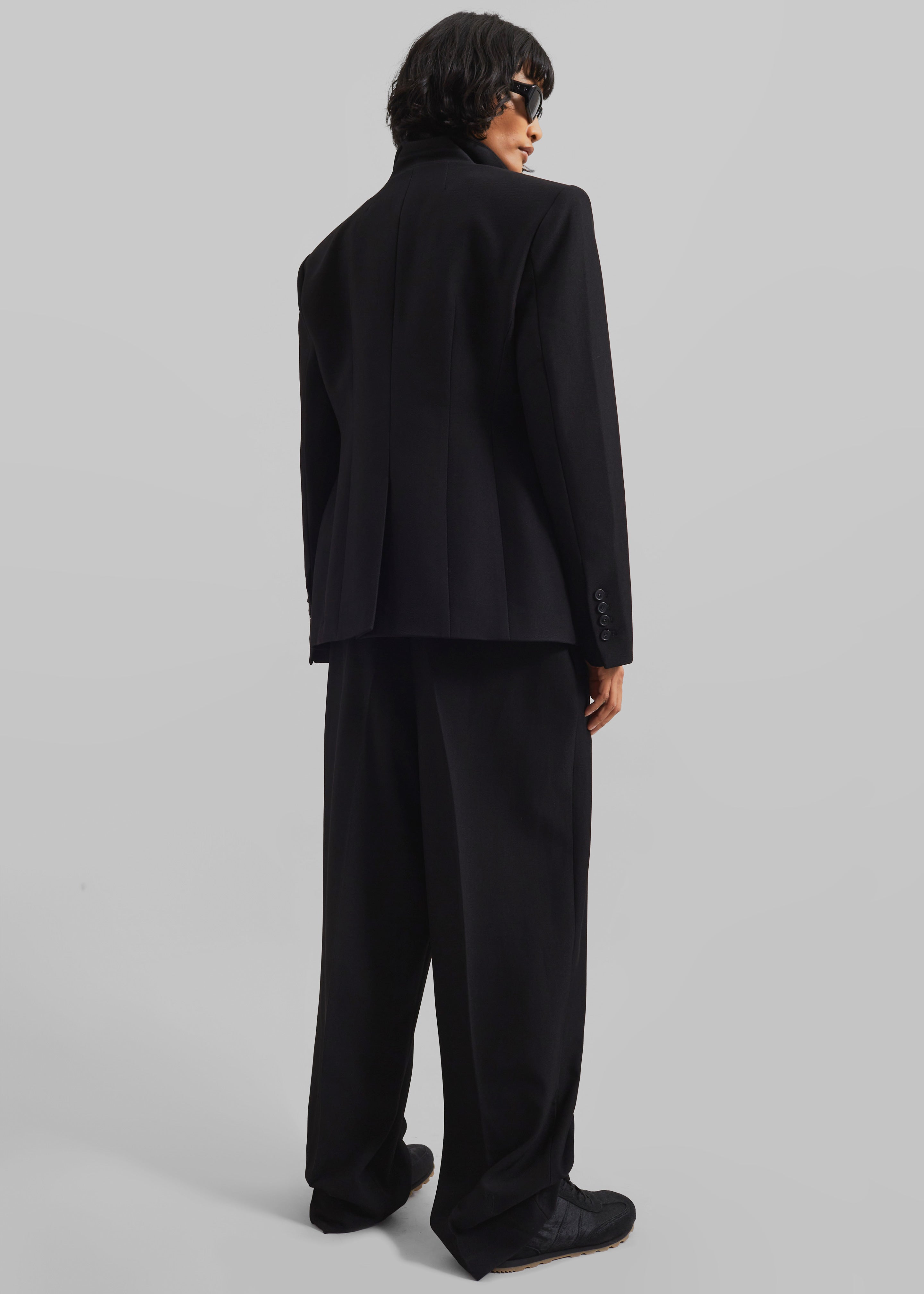 Doyer Cinched Blazer - Black