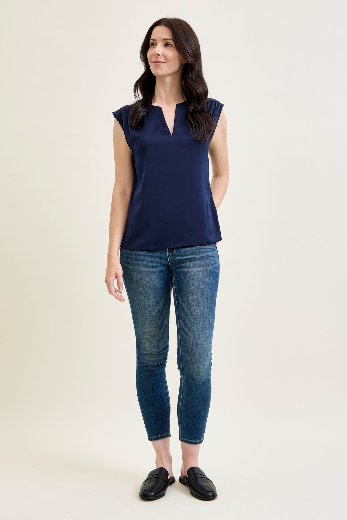 Angie Mid Rise Comfy Chic 27