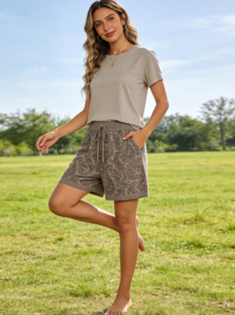 RELAXED PAISLEY KNIT SHORTS - Casual Leisure Essential
