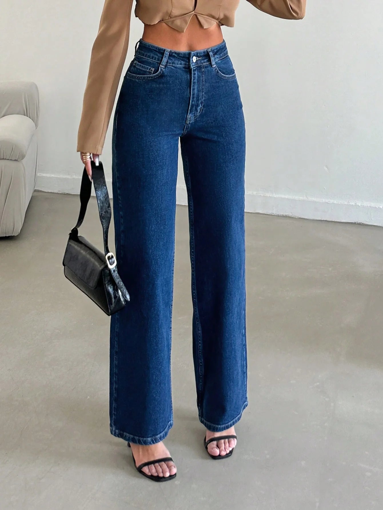 Essential Sculpted Straight Fit Jeans