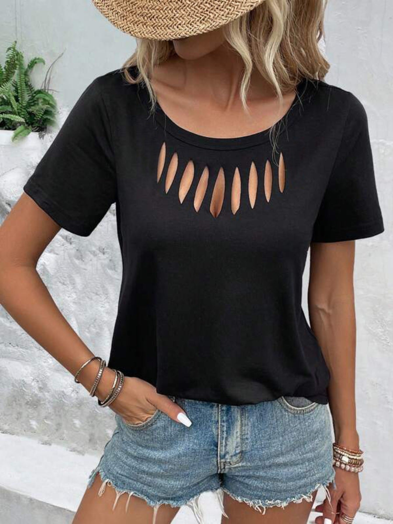 Cutout Detail Short Sleeve T-Shirt