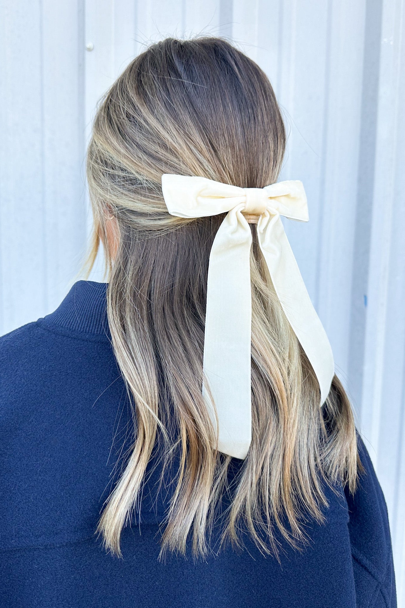 Timeless Poise Velvet Bow Hair Clip