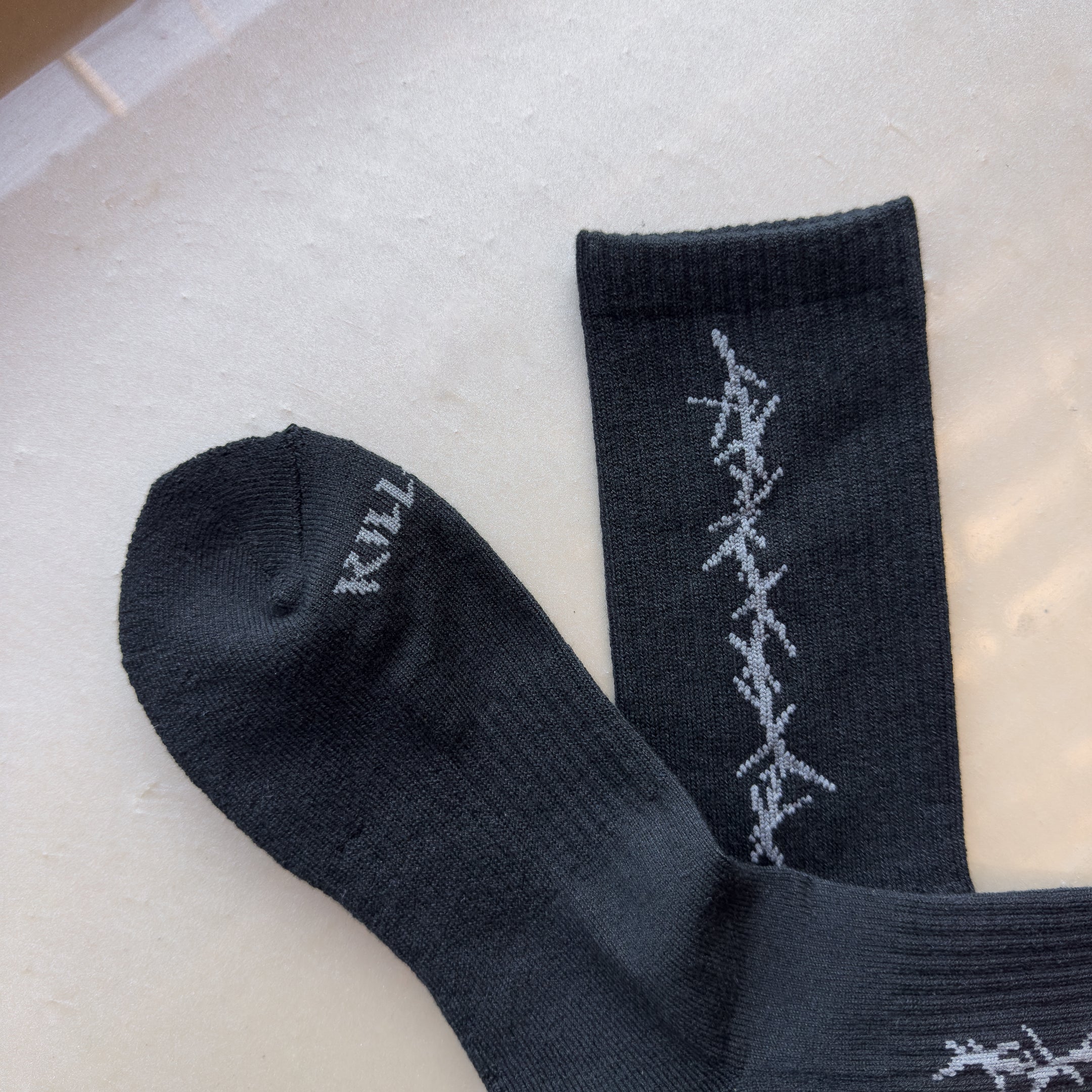 BARBWIRE HIGH SOCKS - BLACKOUT