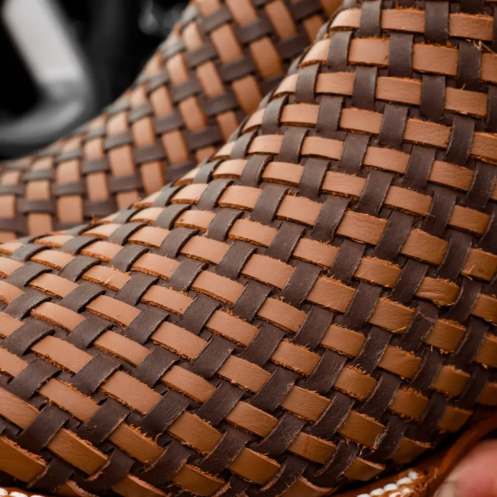 Brown Basketweave Botines - Square Toe