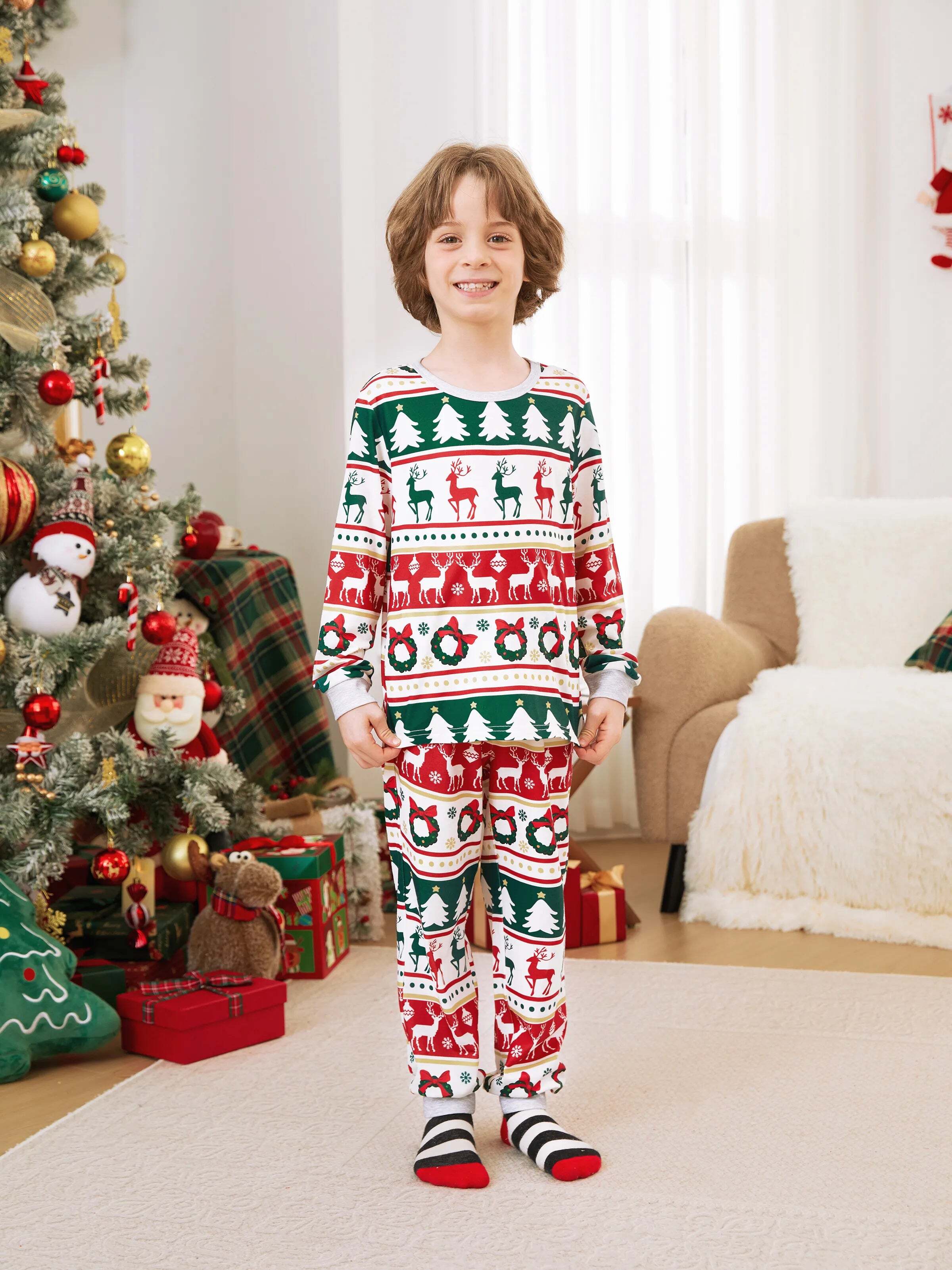 Christmas Pajamas Family Matching Allover Reindeer/Xmas Tree Pattern PJs Sets with Christmas Socks ColorBlock
