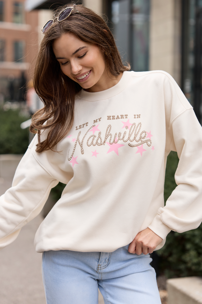 Heart In Nashville Cream Graphic Sweatshirt