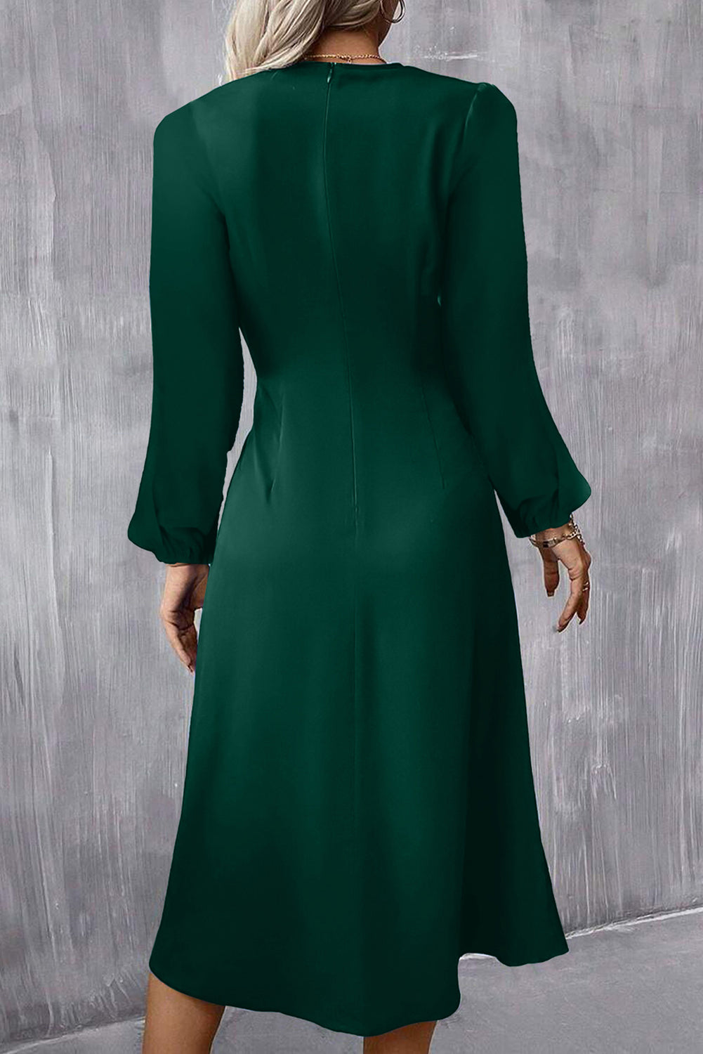 Blackish Green Solid Color Ruched Detail Long Sleeve Midi Dress