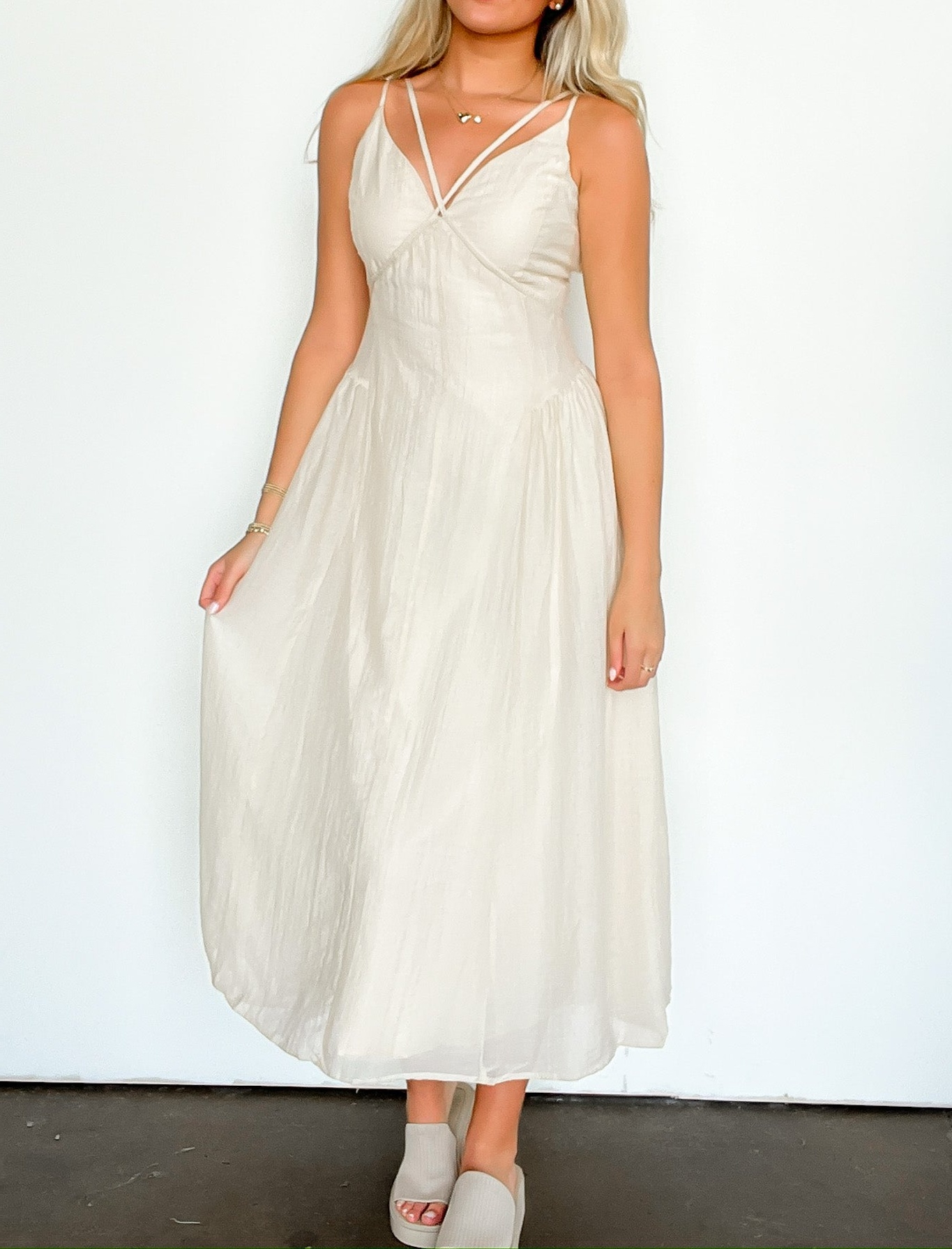 Questa Cutout Neckline Maxi Dress