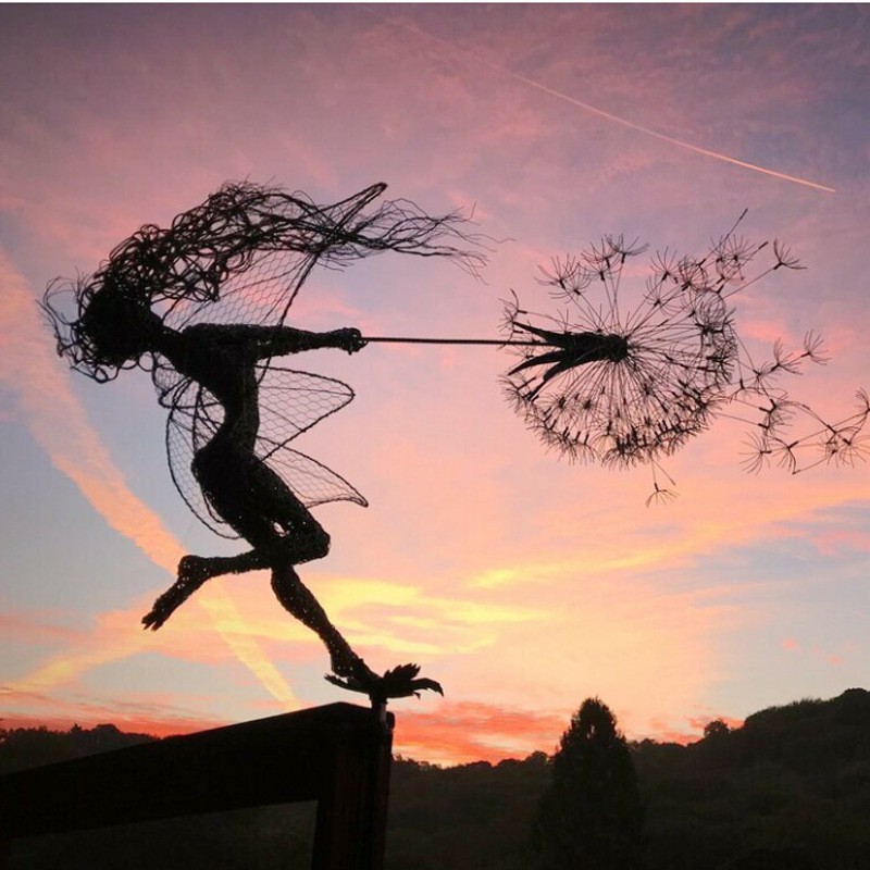 3D Flower Fairy Dancing with Dandelion Garden