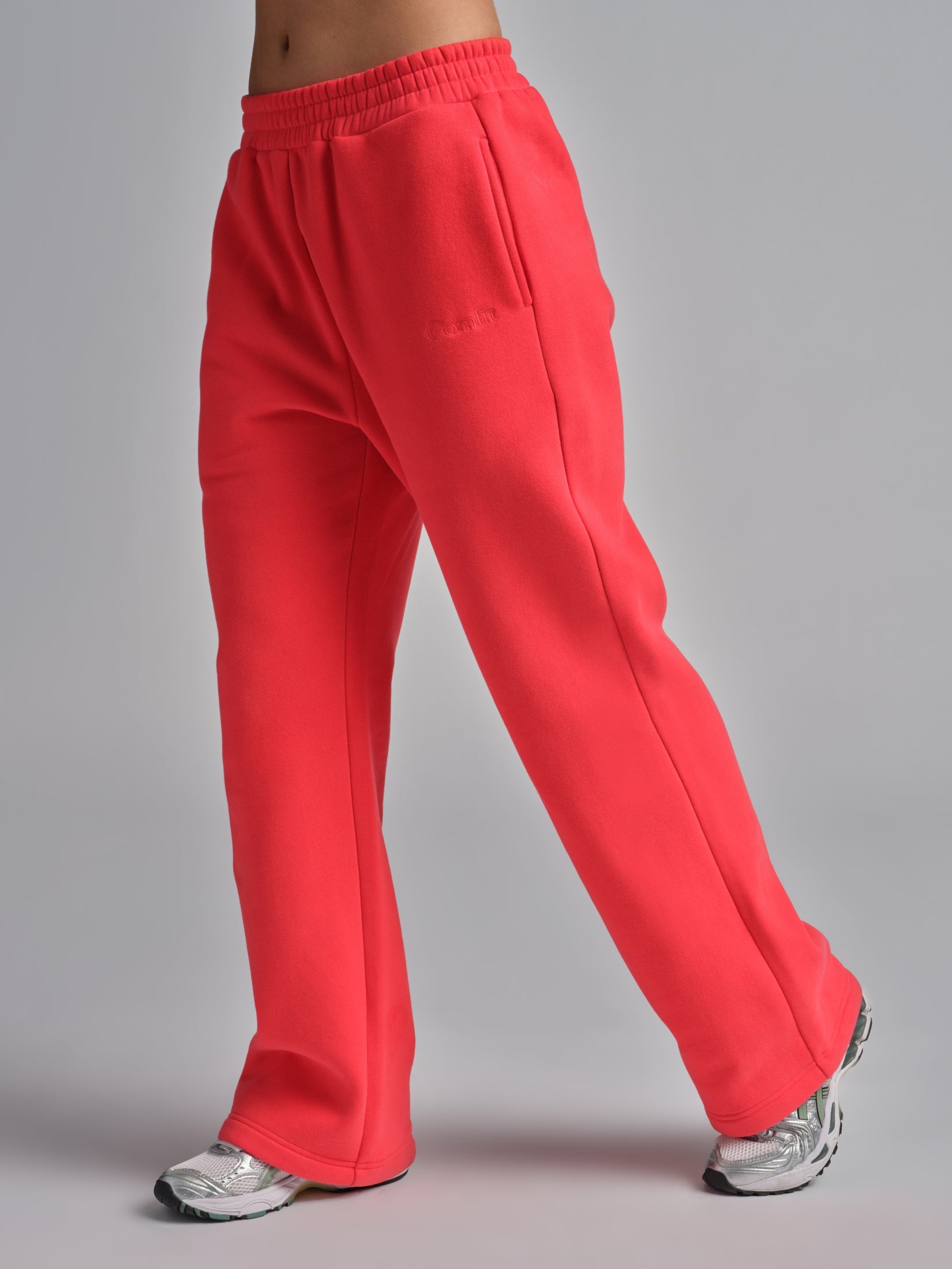 Signature Straight Leg Sweatpants