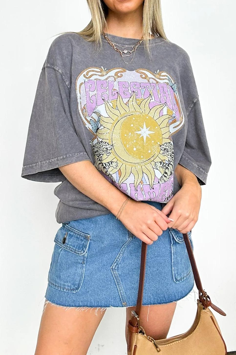 Oversized Vintage Graphic Tee