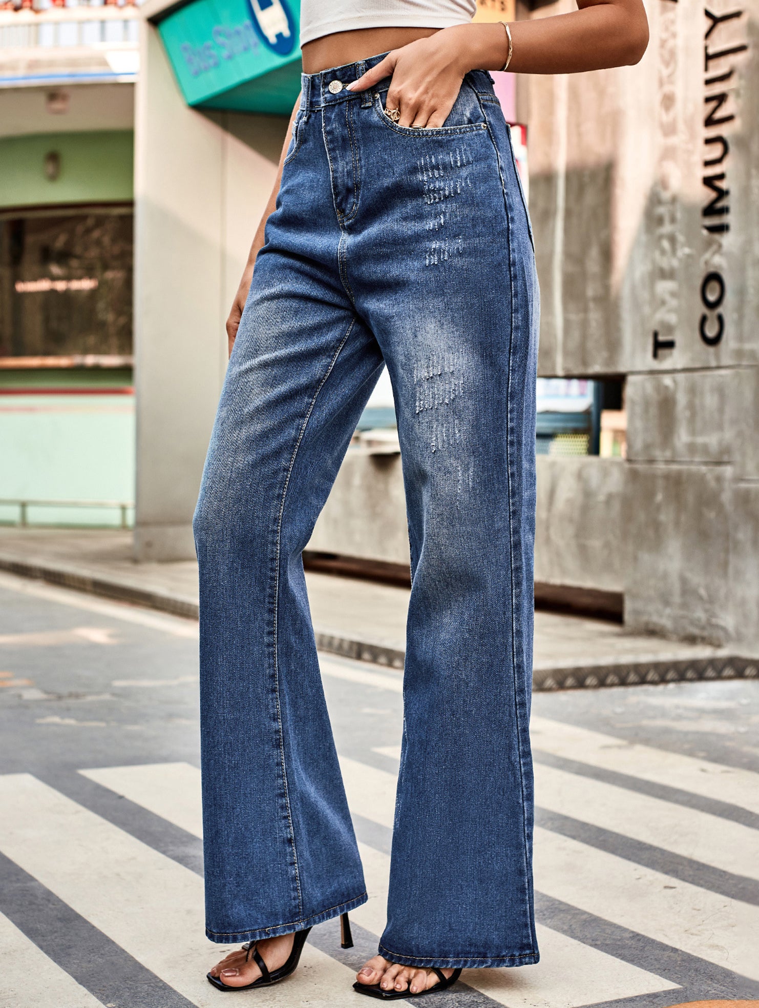 Mid-rise washed bootcut jeans