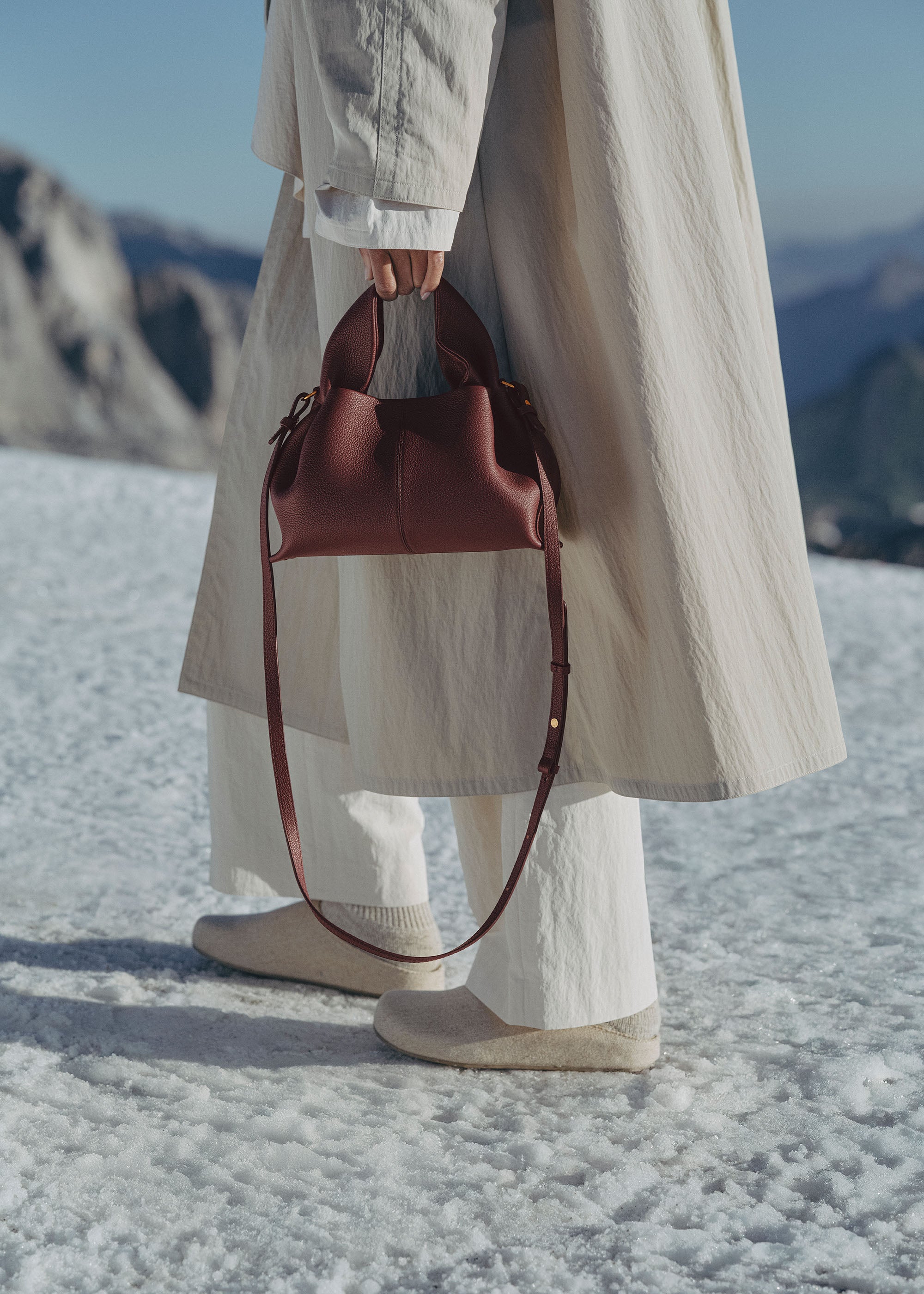 Numéro Neuf Mini - Textured Black Cherry Clearance sale