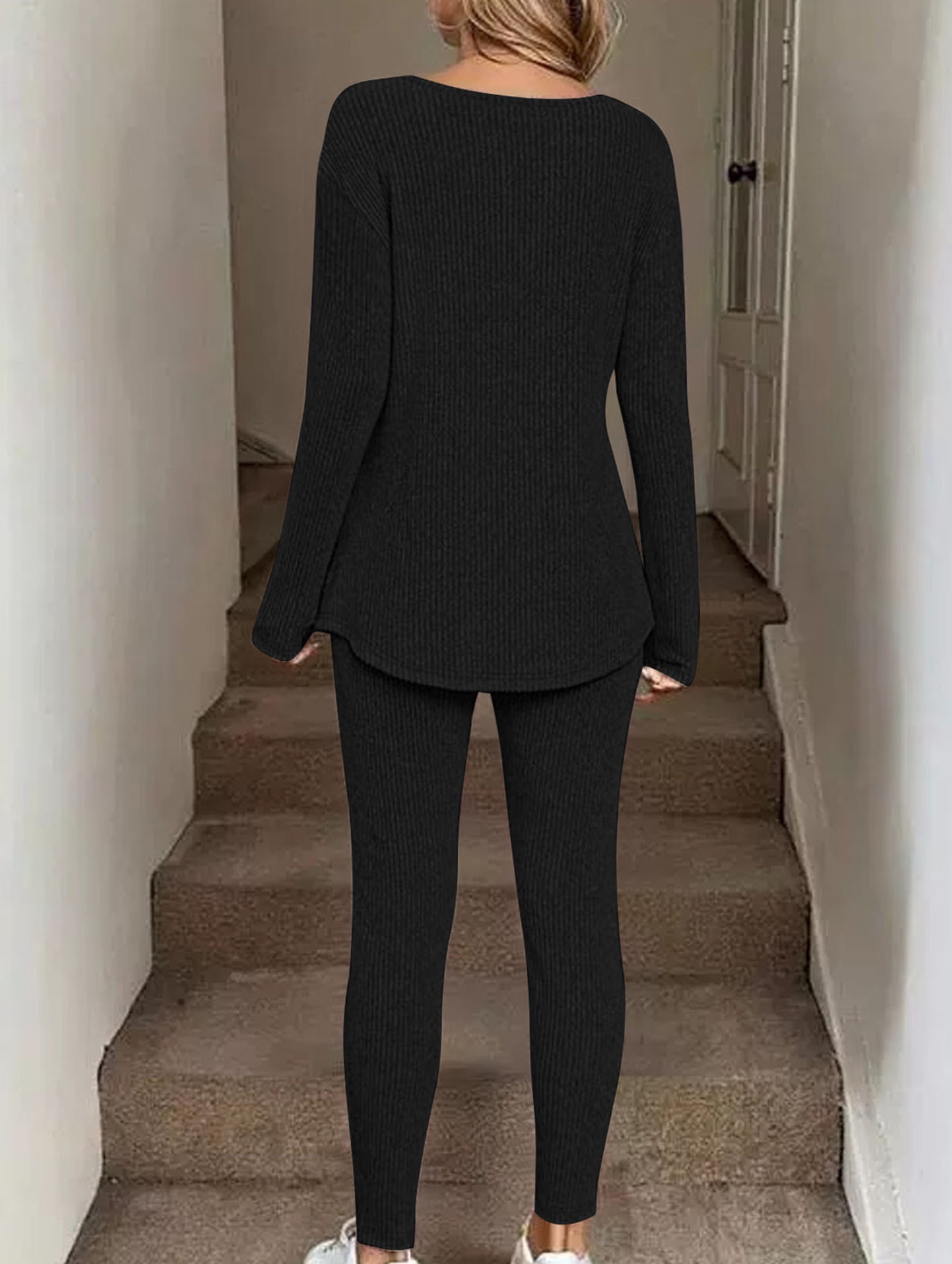 V-neck knit top and fitted trousers set for women_CWSS01460