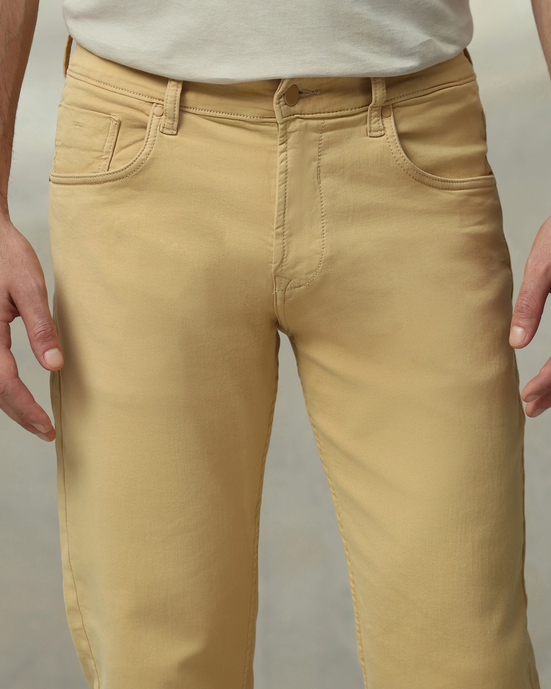 Classic Versatile And Comfortable Straight Light Khaki Jeans
