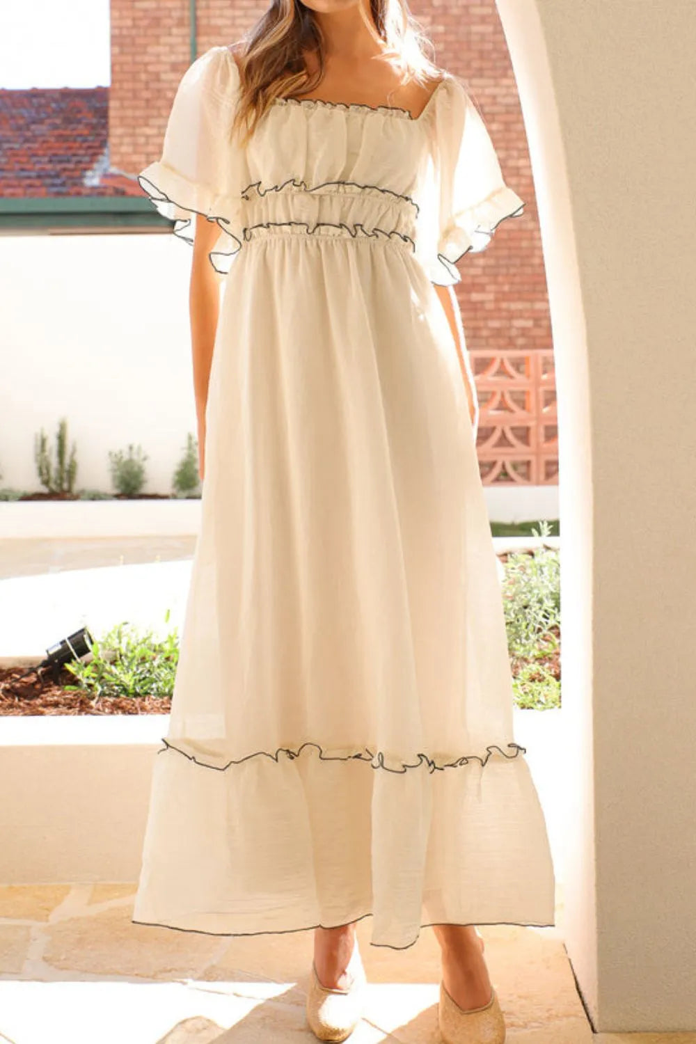 Linda's Square Neck Short Sleeve Midi Dress