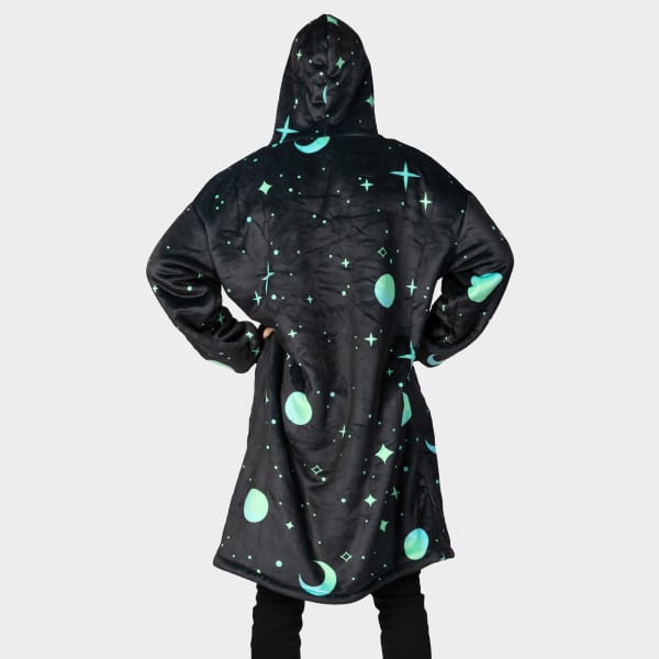 Wearable blanket Oversized with sherpa lining One size fits most.