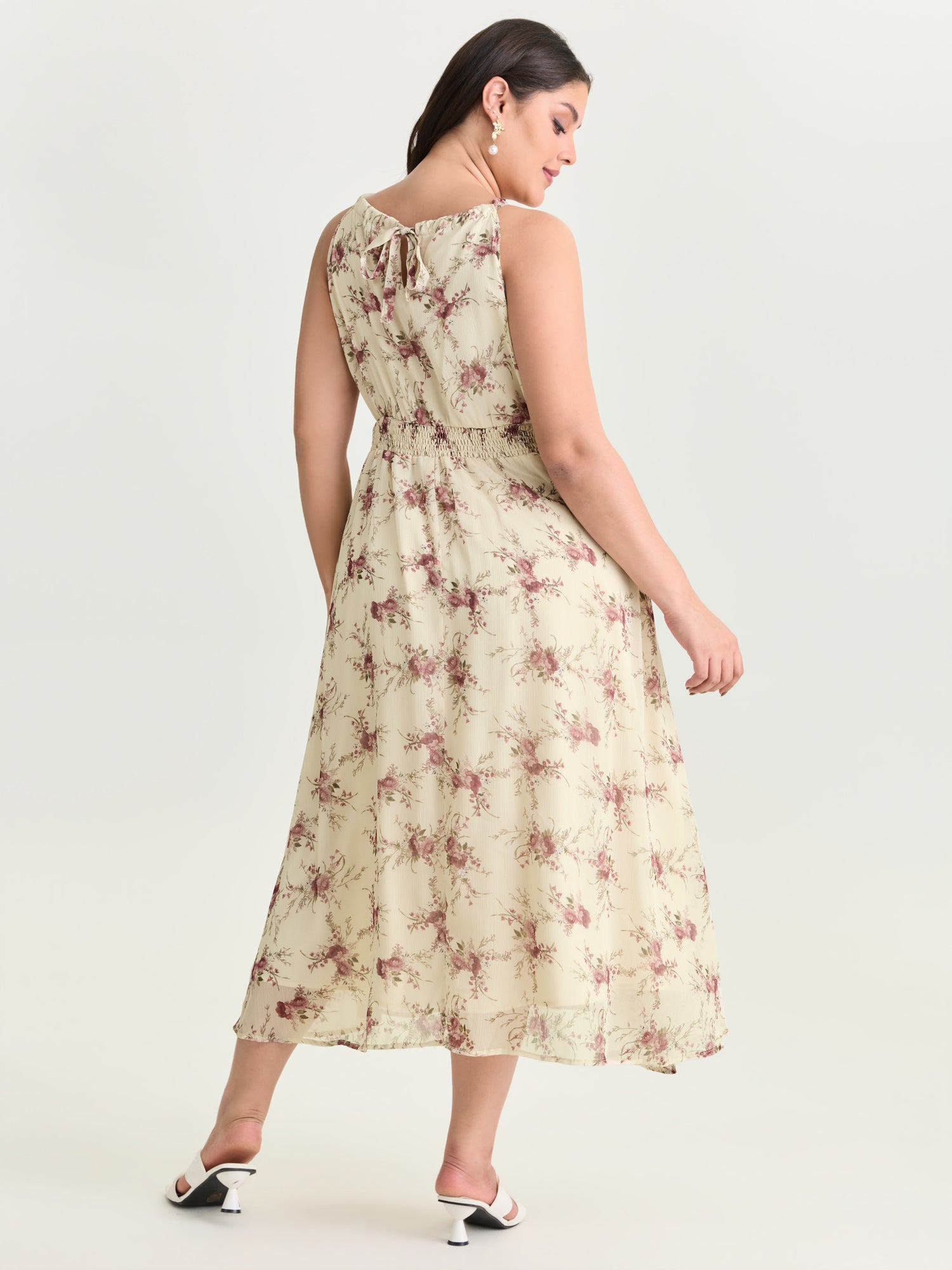 Romantic Floral Print Halter Neckline Maxi Dress
