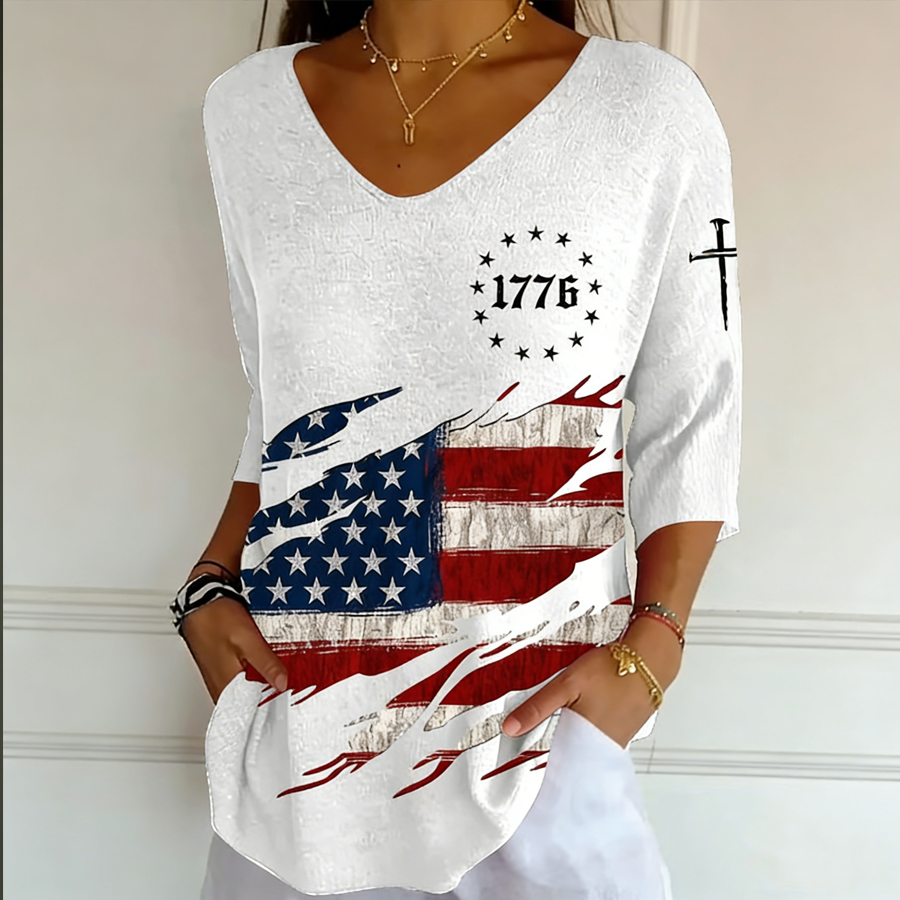 Women'S Flag Printed V-Neck Half Sleeved T-Shirt
