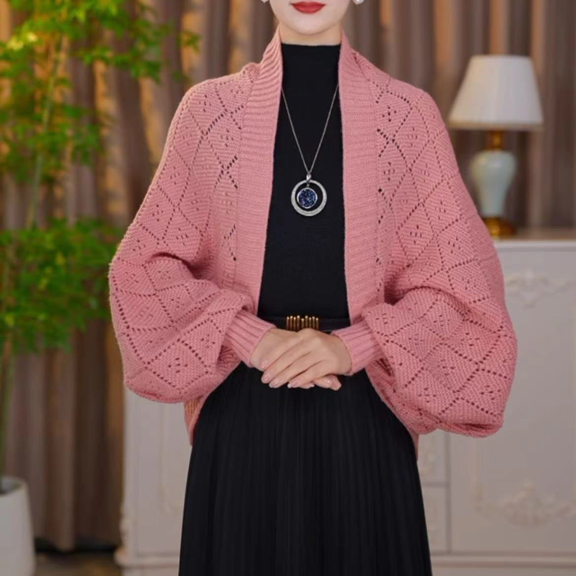 🔥2025 New Fashion🔥Hollow Out Knitted Shawl Coat