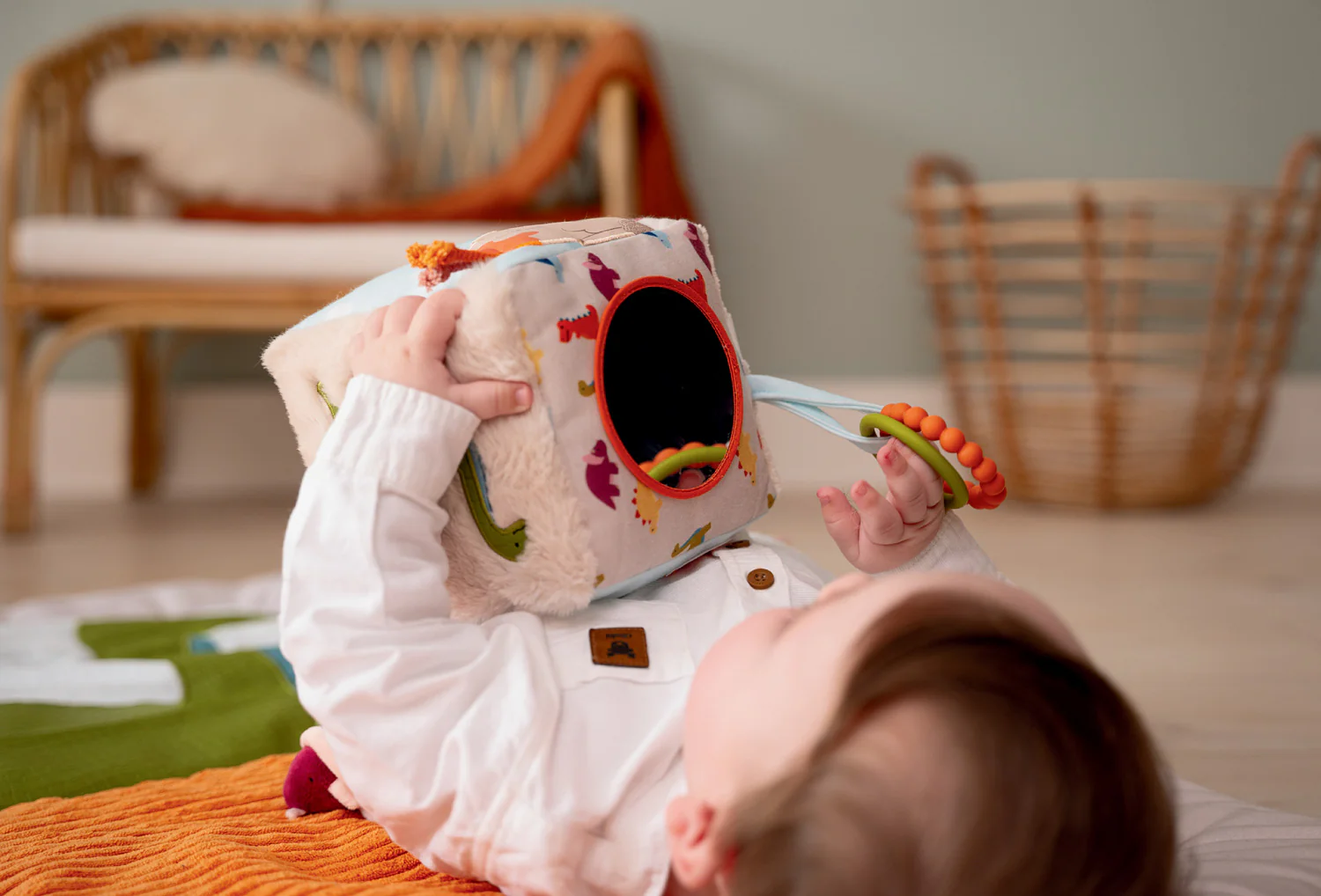 This product is designed to support both play and early education.