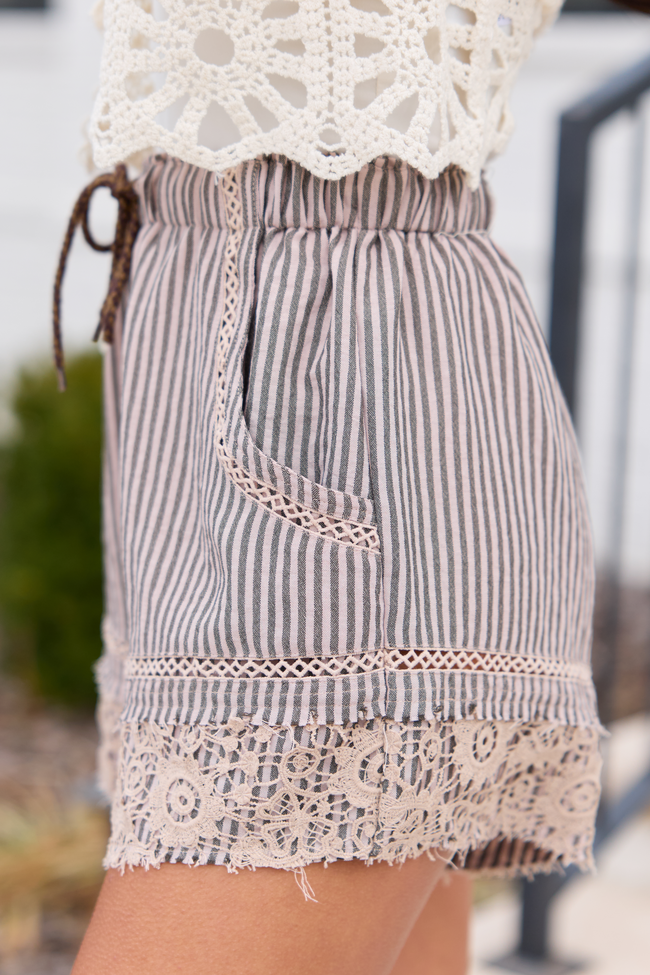 Janie Crochet Trim Stripe Shorts