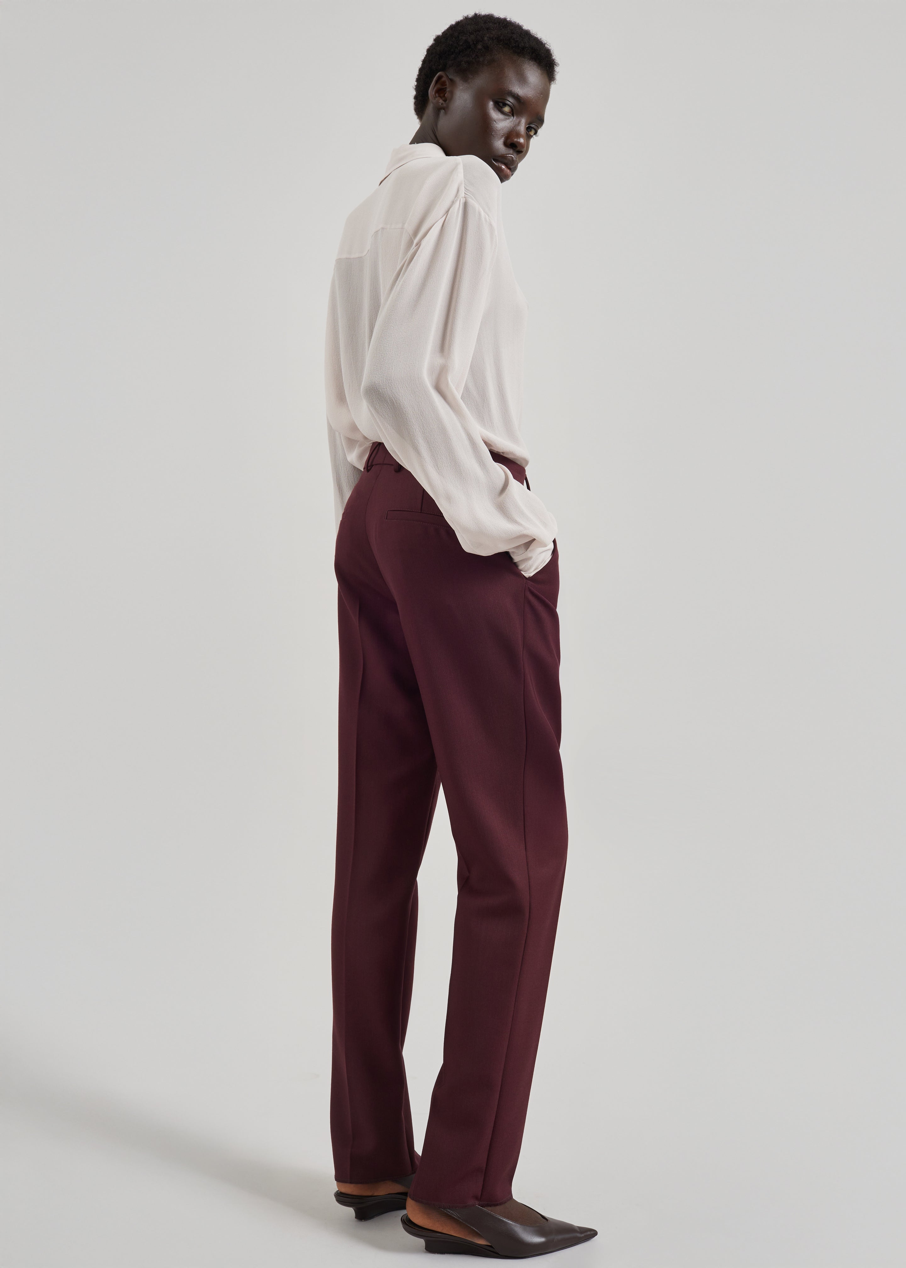 Lenora Wool Straight Trousers - Burgundy
