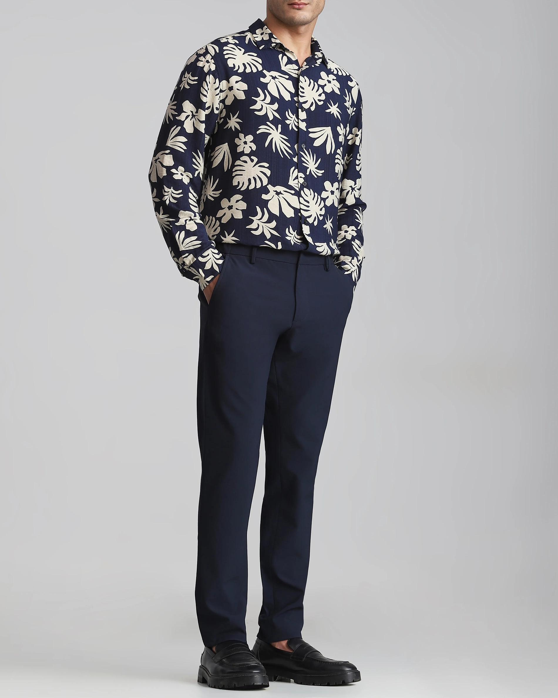 Classic Versatile Daily Slim-Fit Straight-Leg Navy Trousers