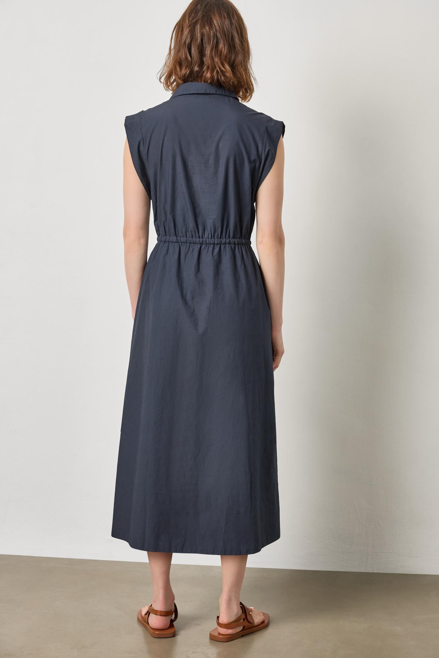 Gusett Sleeve Maxi Dress in Navy