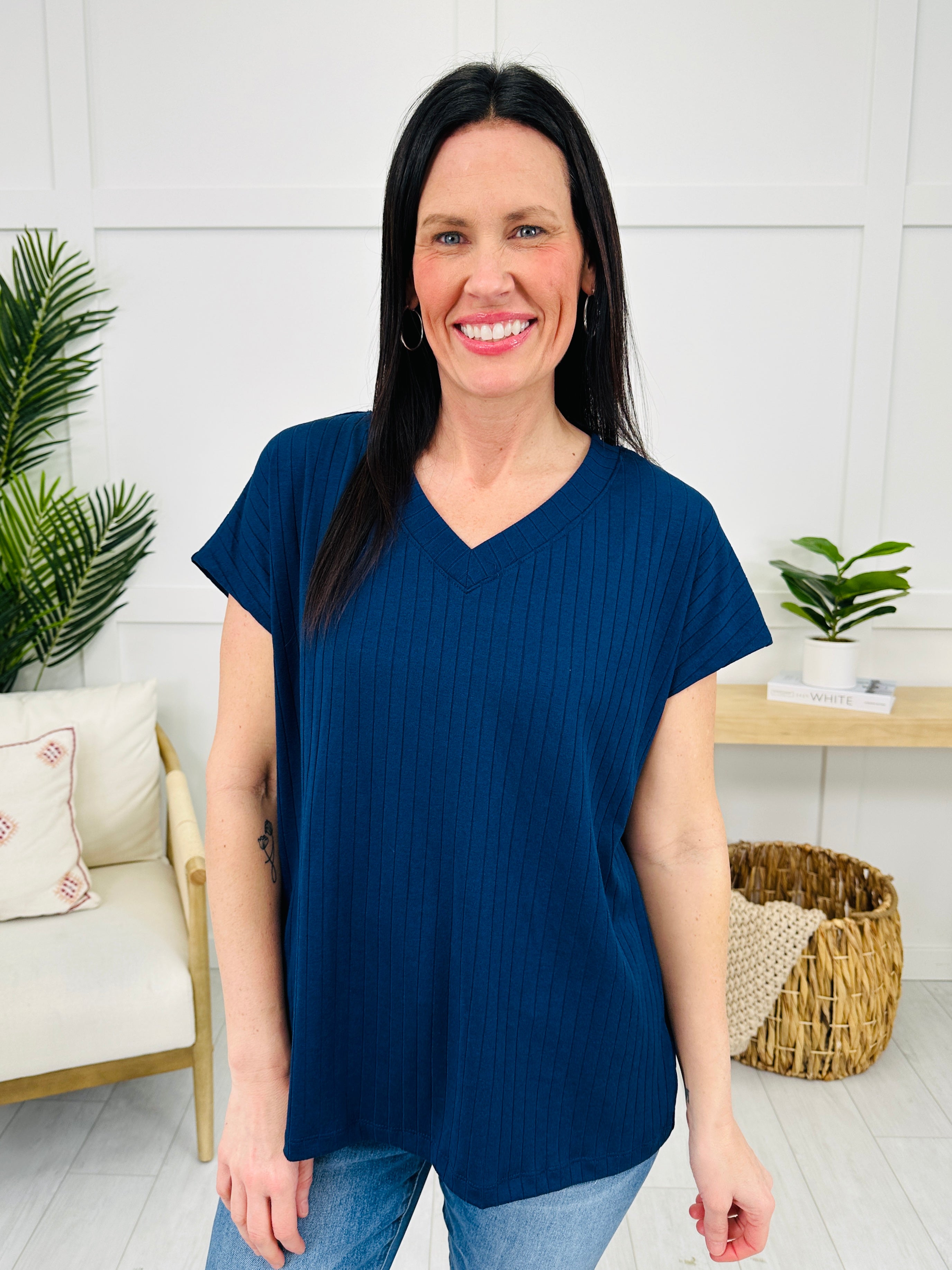 Stay Effortless Top- Multiple Colors!