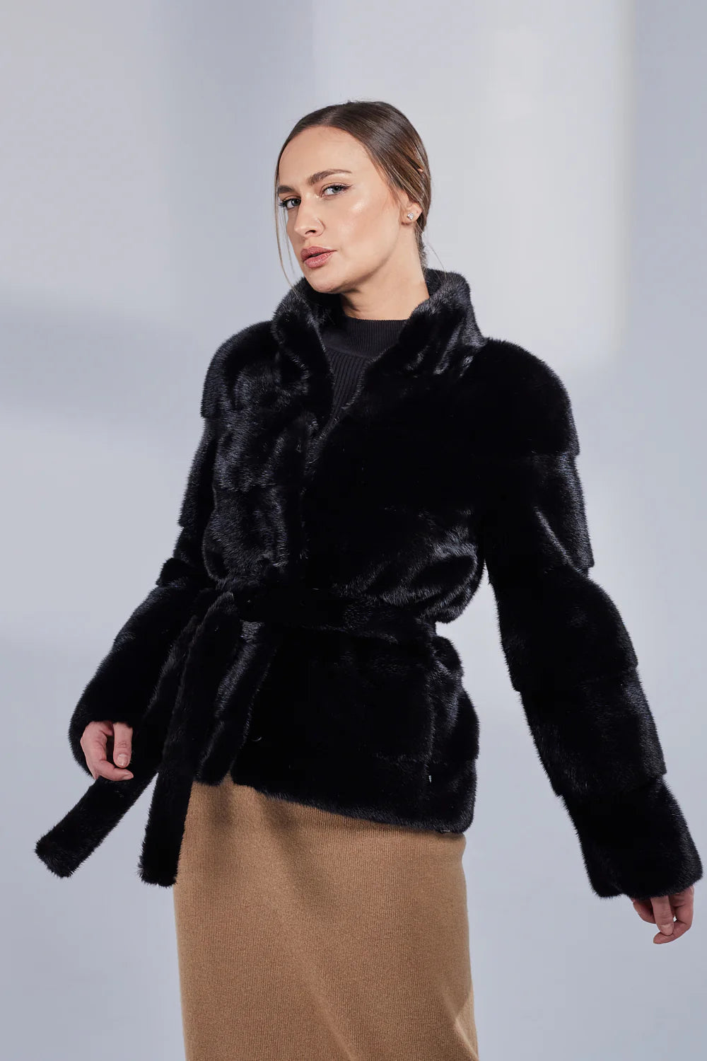 Haină din Blană Naturală de Vizon, cu Cordon, Femei, Obsidian 191