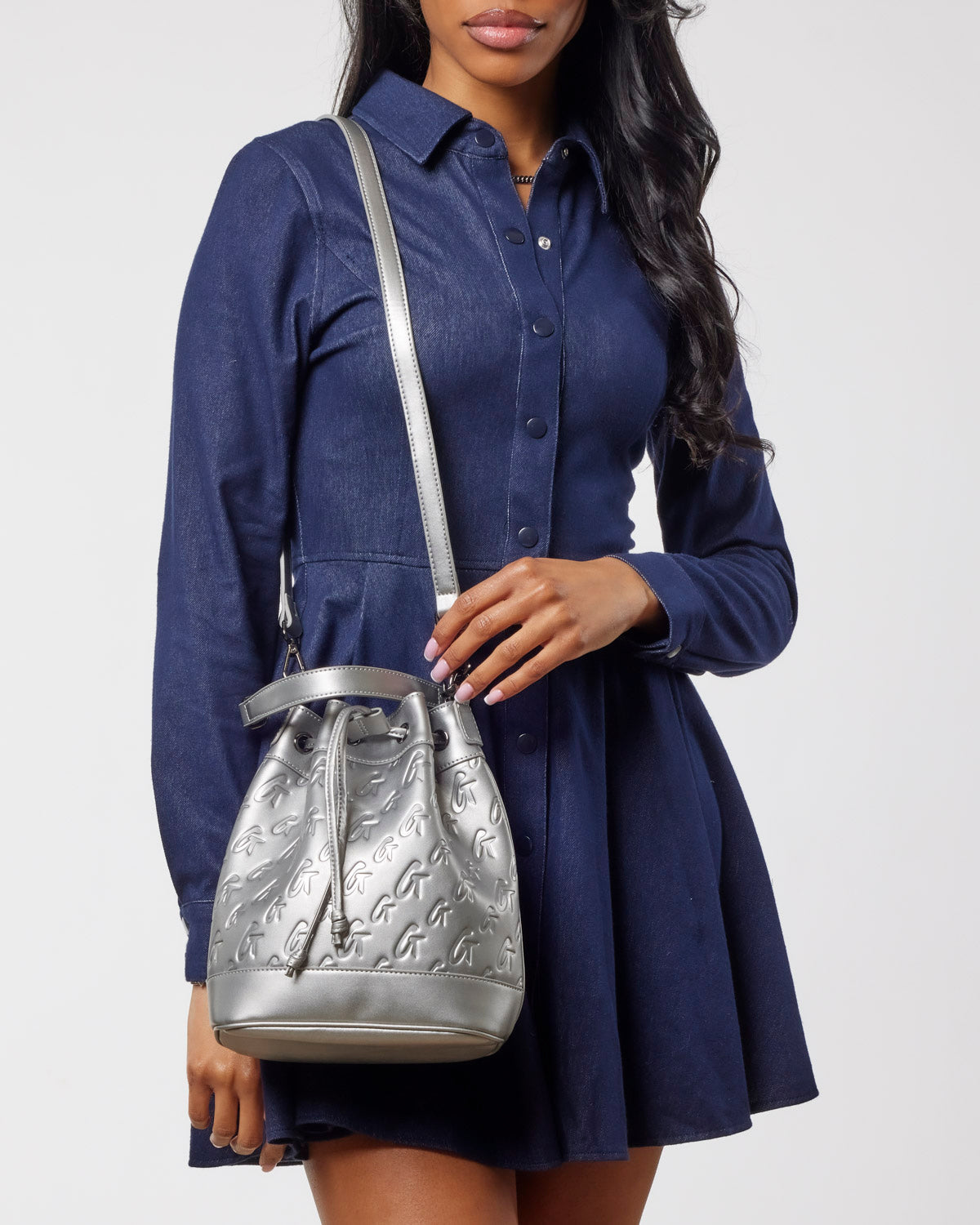 MEDIUM MONOGRAM BUCKET BAG - PLATINUM