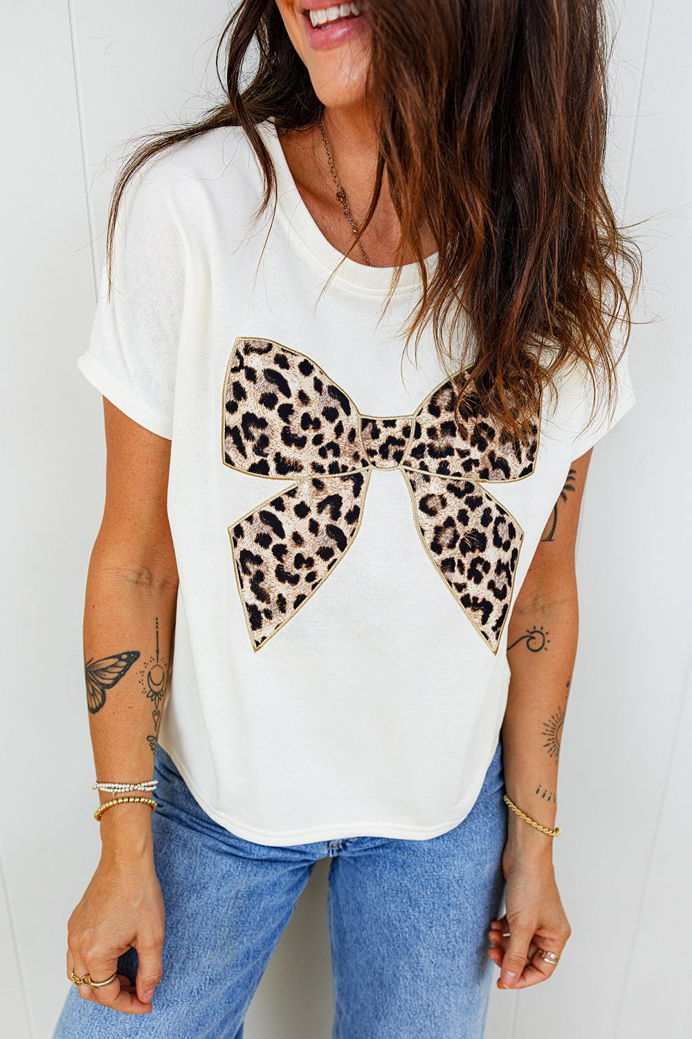 Leopard Bow Graphic Relaxed Fit T-Shirt