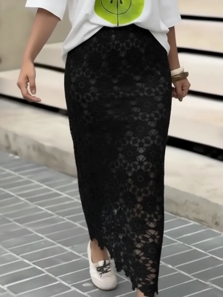 Women's Elegant Hollow-out Lace Slim-fit Skirt