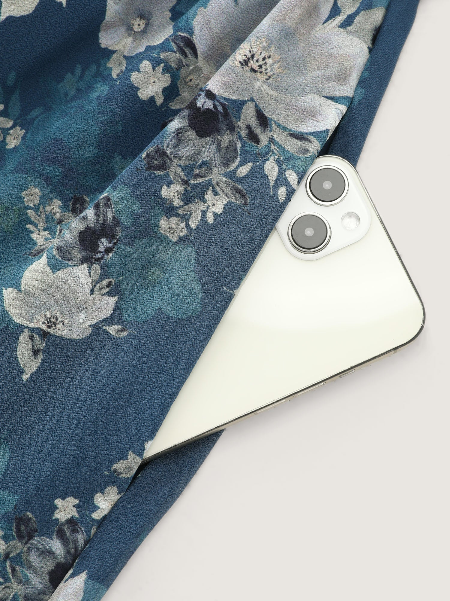 Floral Print Cold-Shoulder Midi Dress