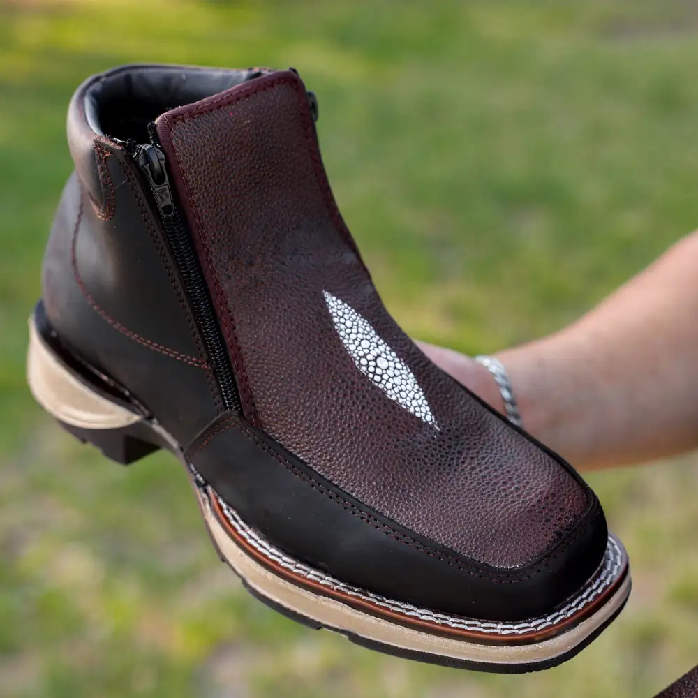 Brown Stingray Leather Botin With 3D Lightweight Soles - Square Toe