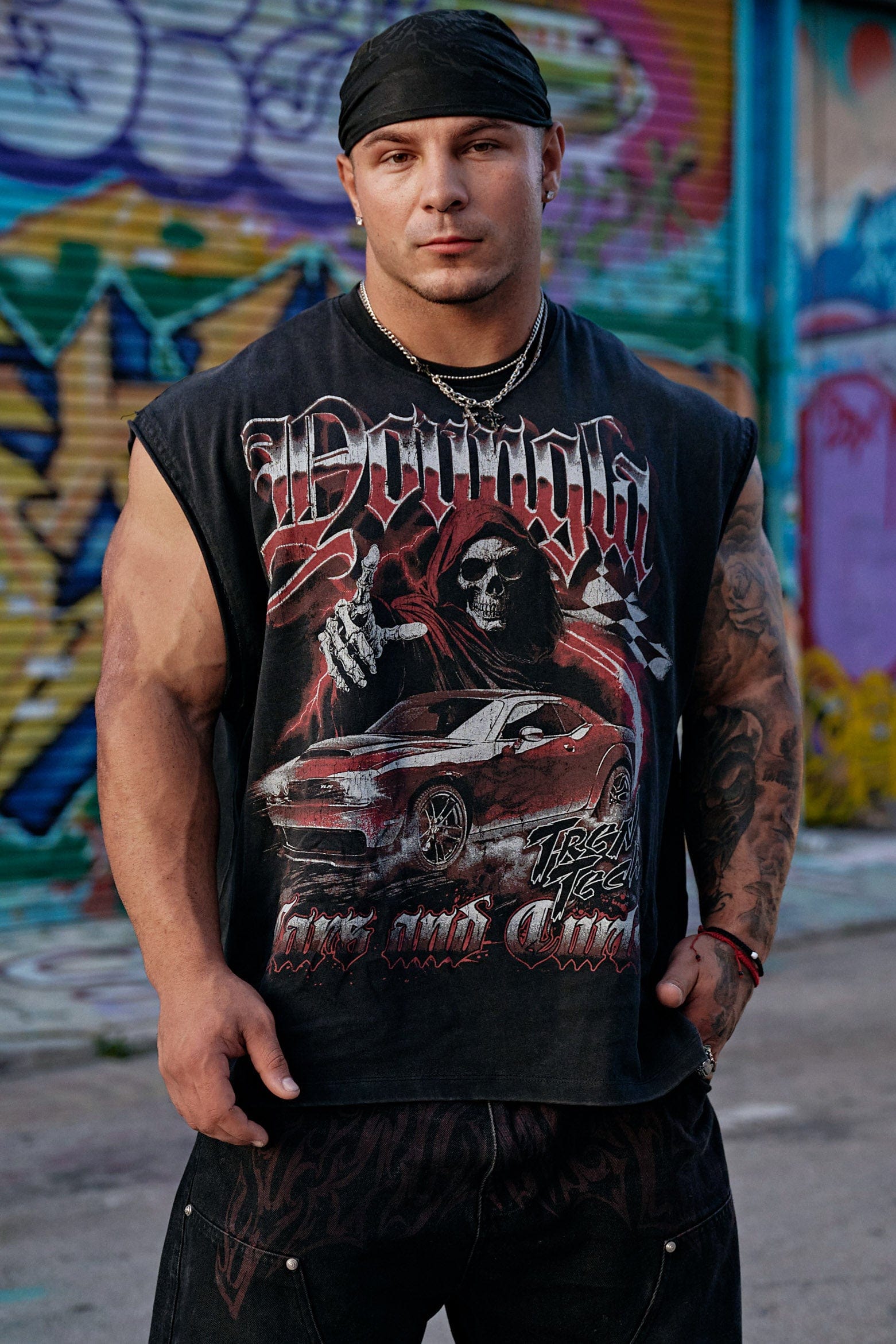 3032 - Cars & Curls - Cut-Offs