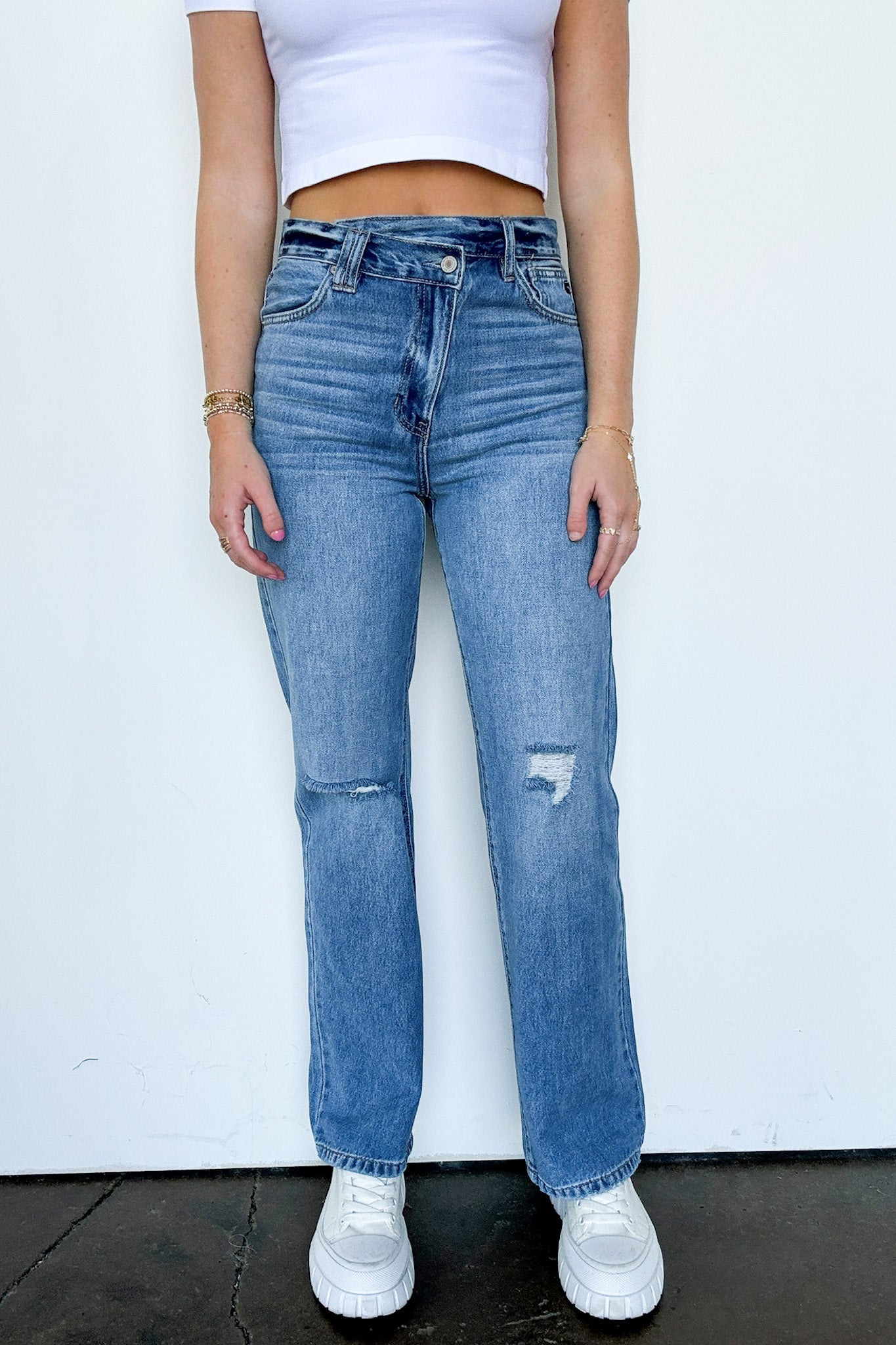 90's Wide Straight Leg Jeans