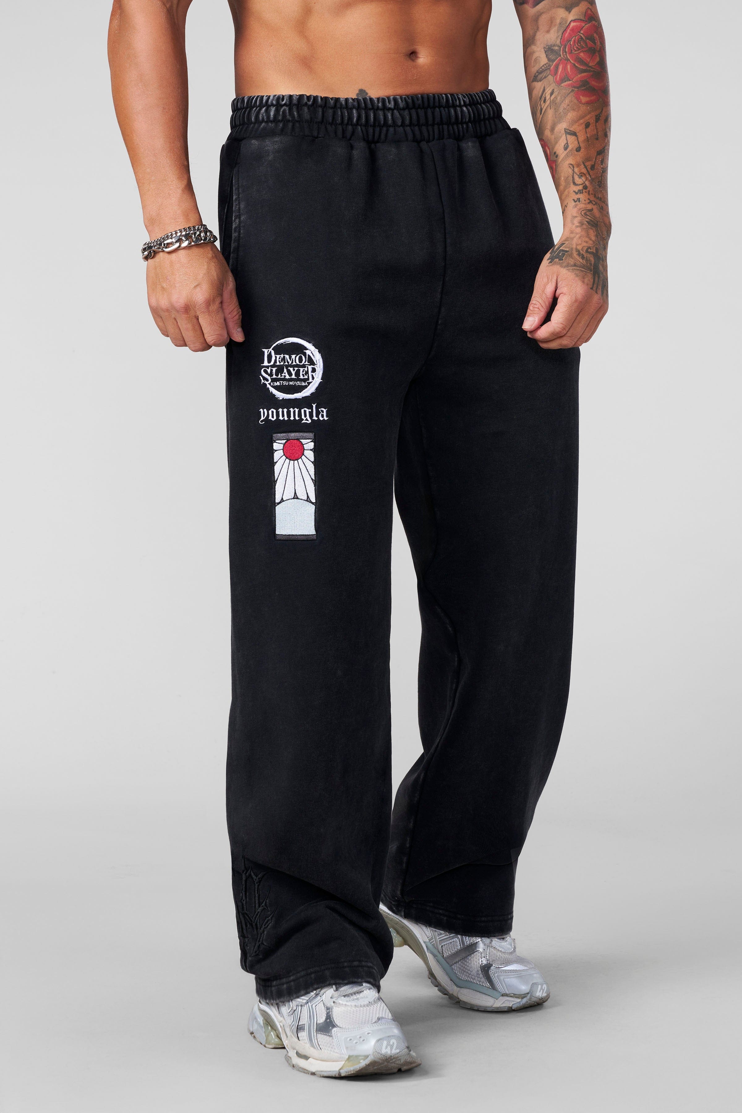 2153 - Demon Slayer: Kimetsu no Yaiba - Sweats