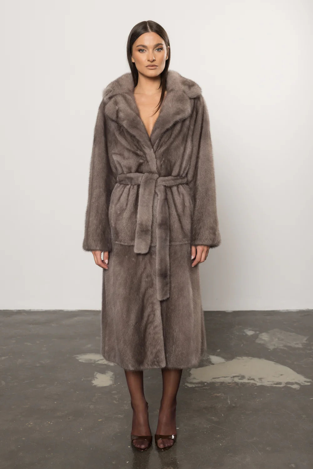 Palton din Blană Naturală de Vizon, cu Guler Rever și Cordon, Blue Iris 430